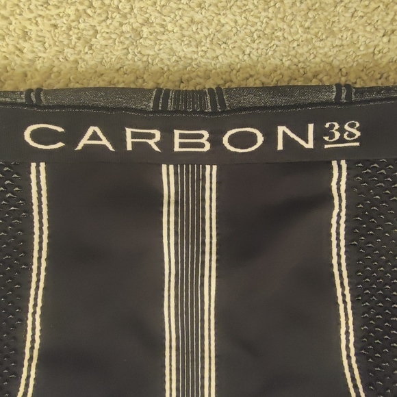 Carbon 38 Workout Tank XS - Picture 4 of 10